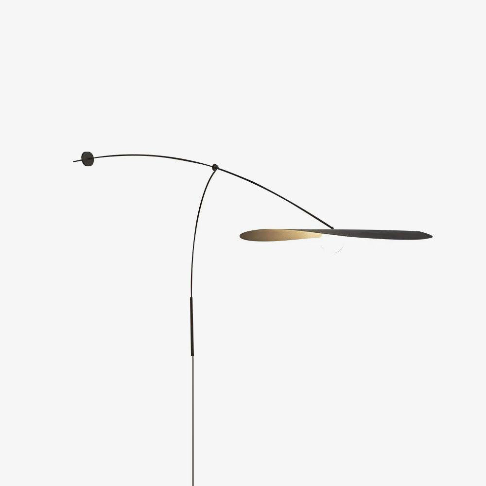 Tirove wandlamp van glas in minimalistisch ontwerp