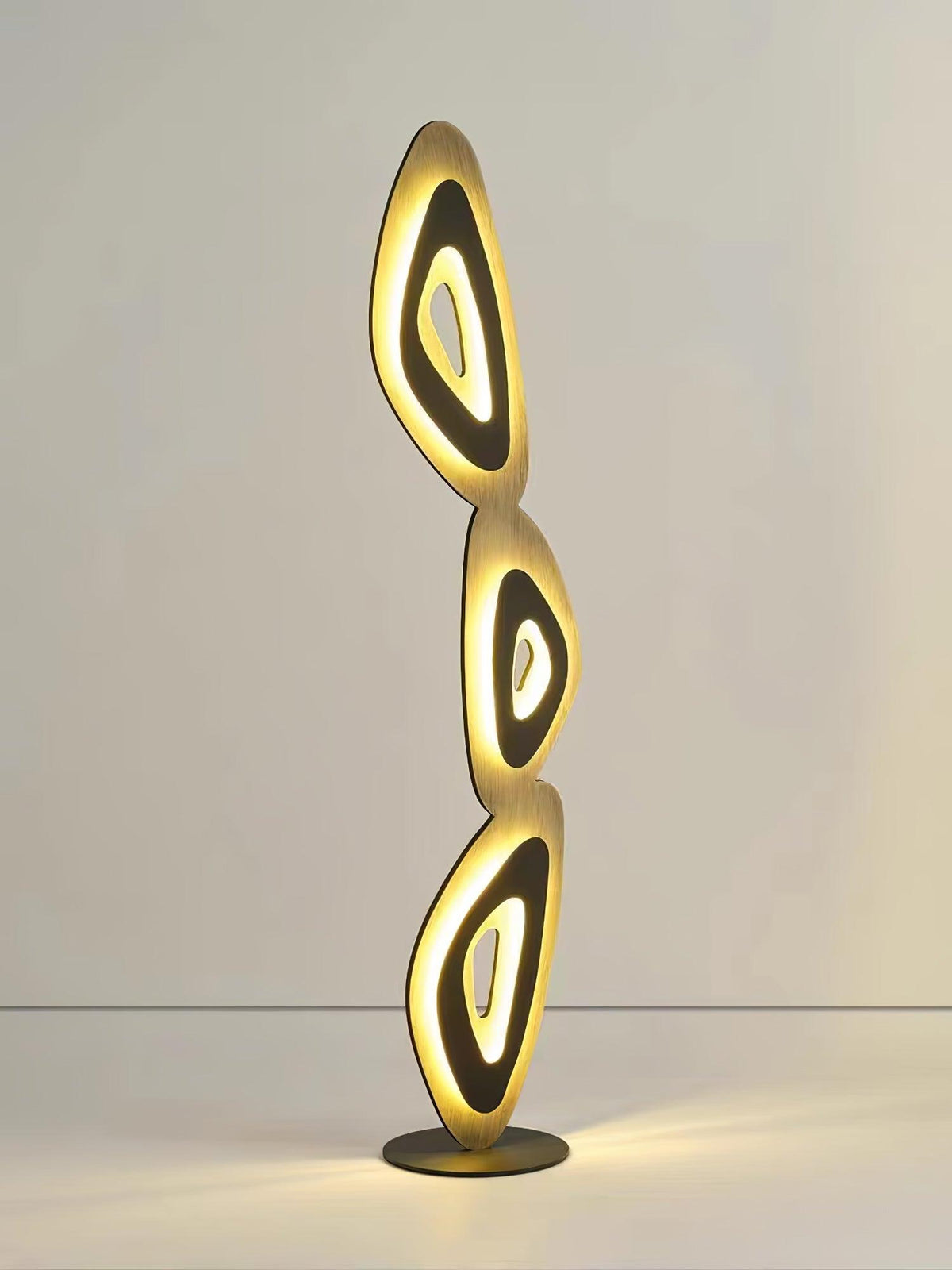 Isoloril Art Deco vloerlamp