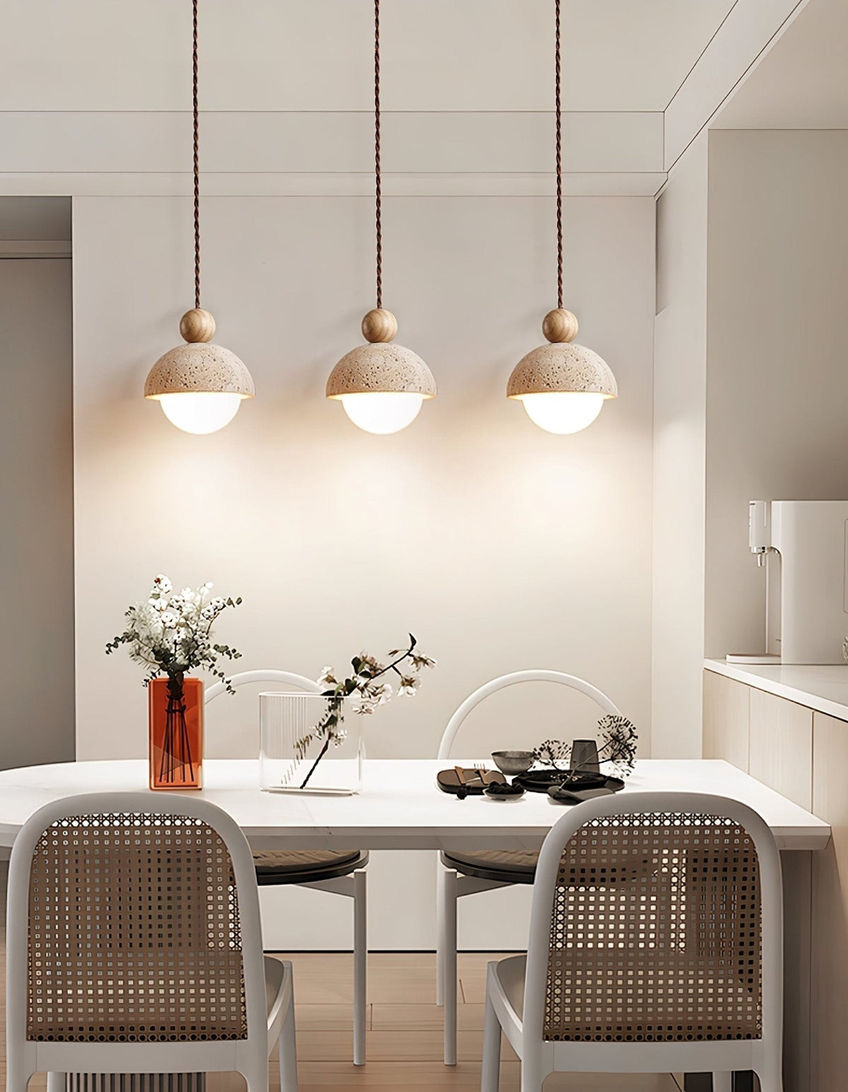 Bexn hanglamp van geel travertin