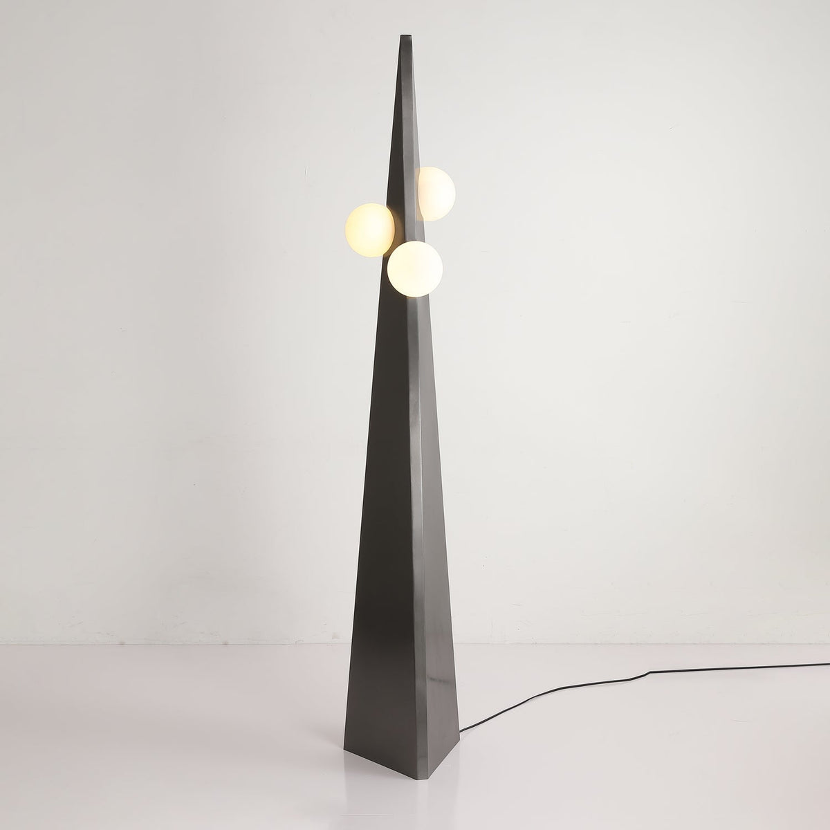 Lymarora sculpturale vloerlamp