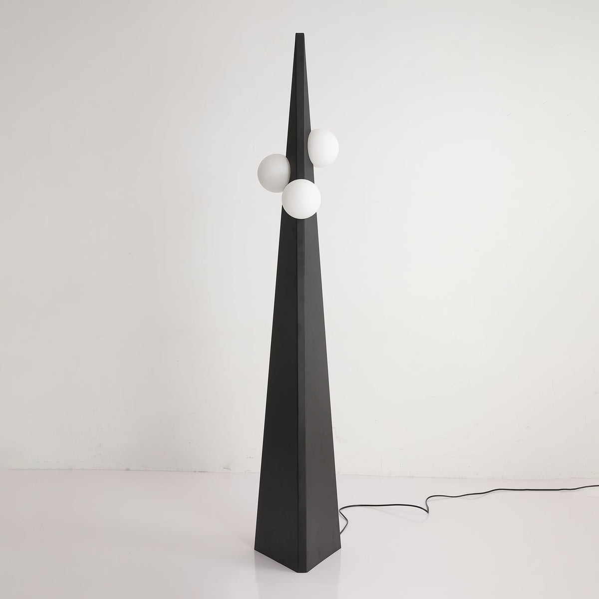 Lymarora sculpturale vloerlamp
