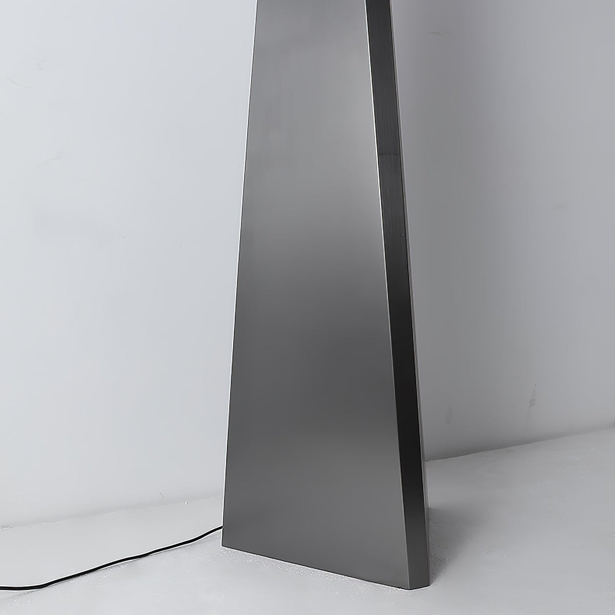 Lymarora sculpturale vloerlamp
