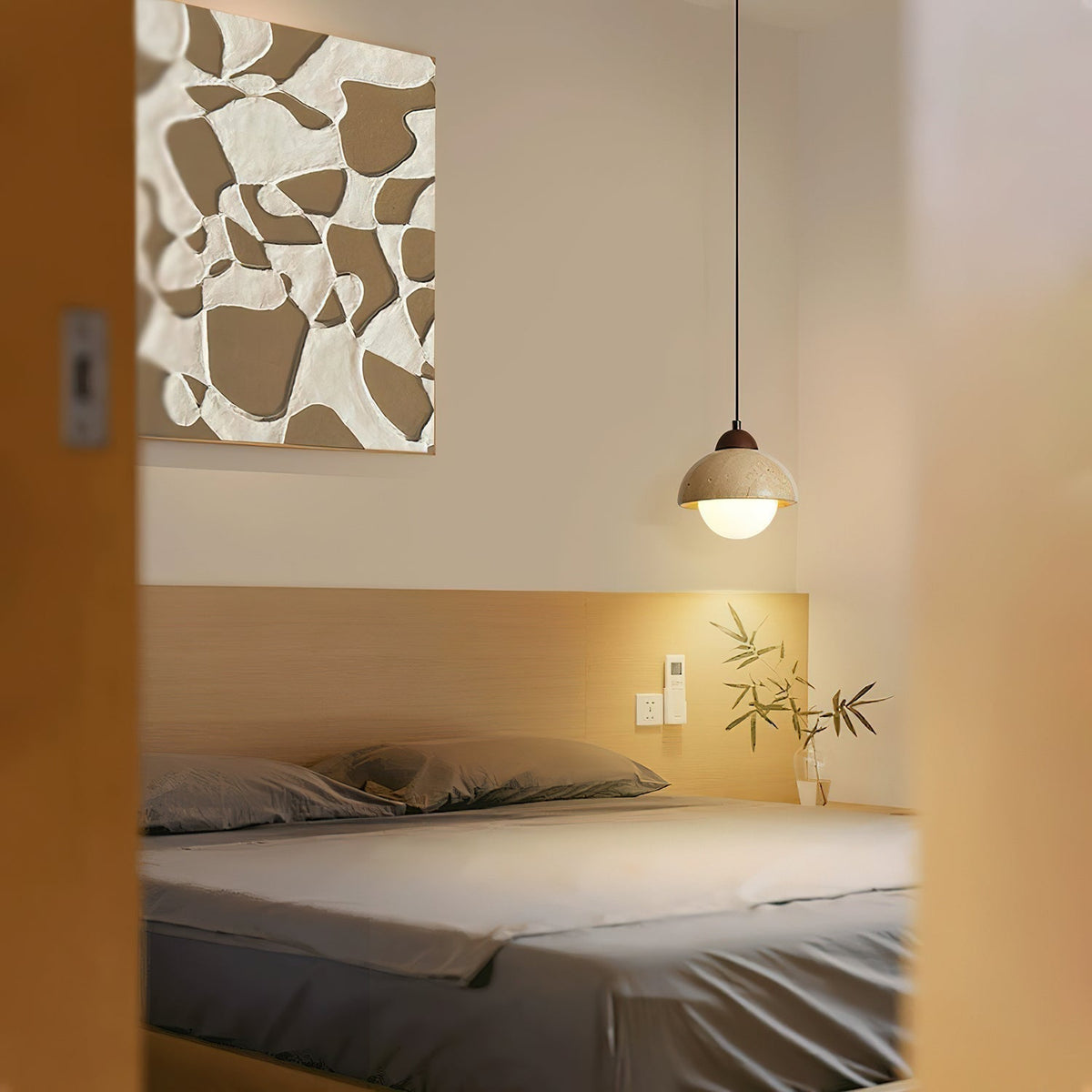 Lunex ronde hanglamp van geel travertin
