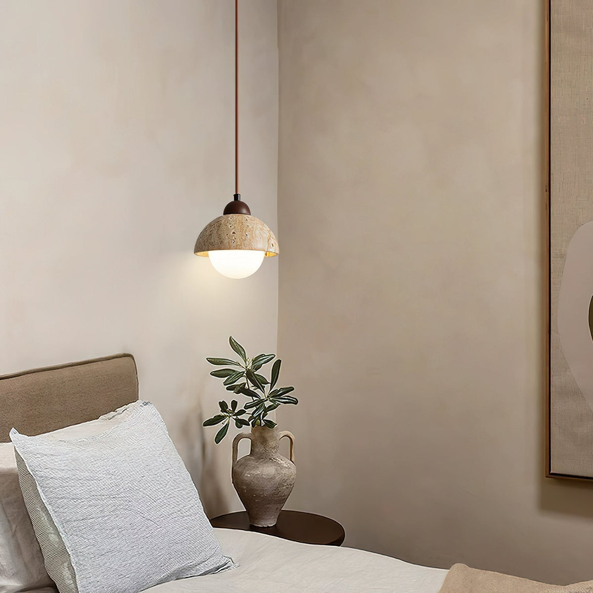 Lunex ronde hanglamp van geel travertin
