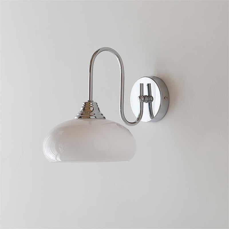 Ophaan wandlamp