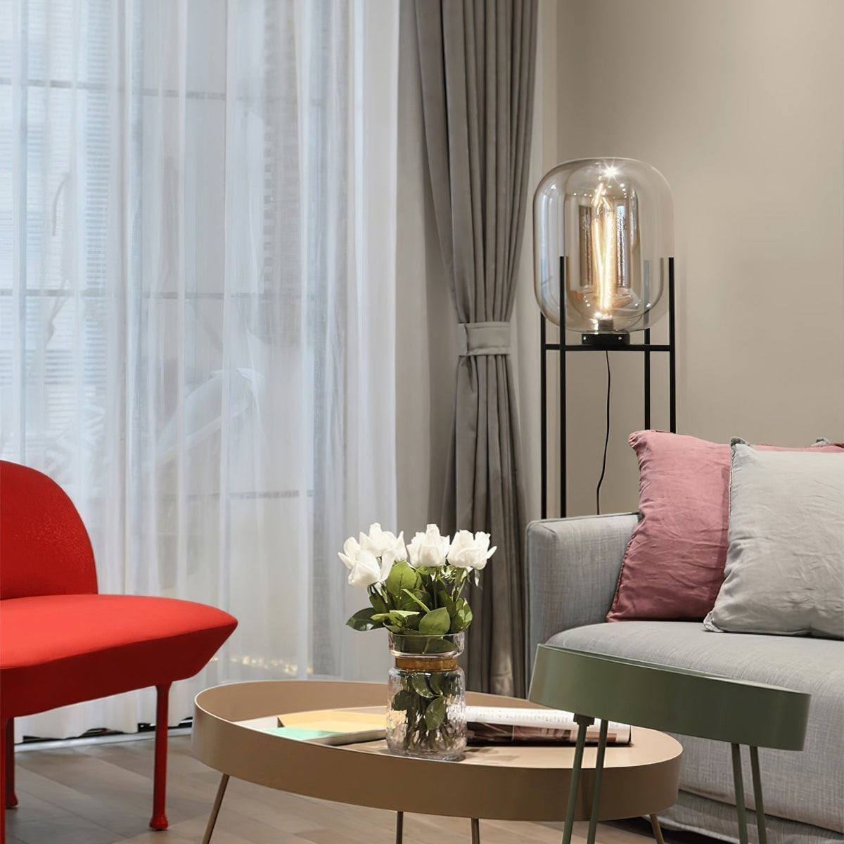 Liorivelia industriële vloerlamp van glas