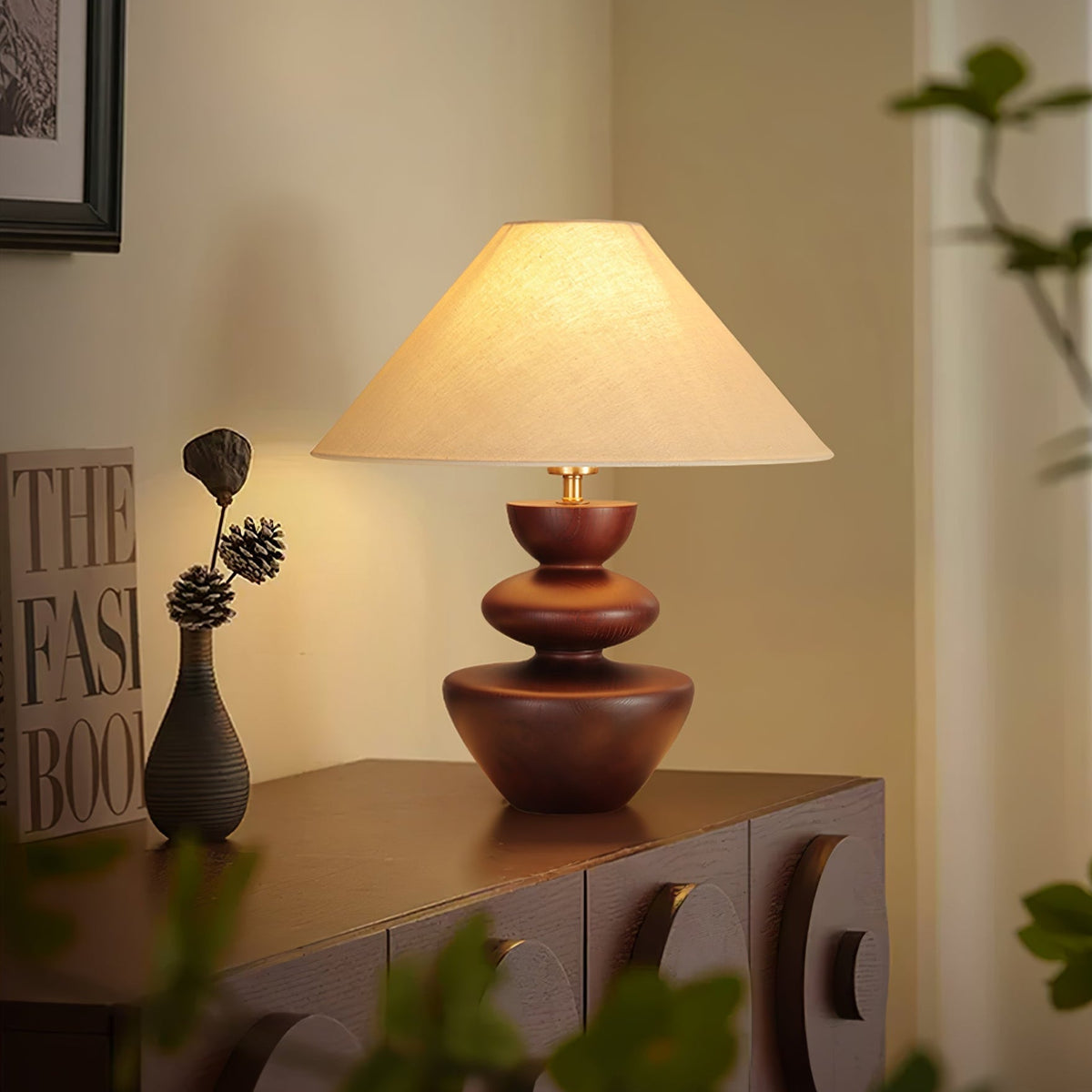 Joanne Vintage tafellamp van donker walnoot hout