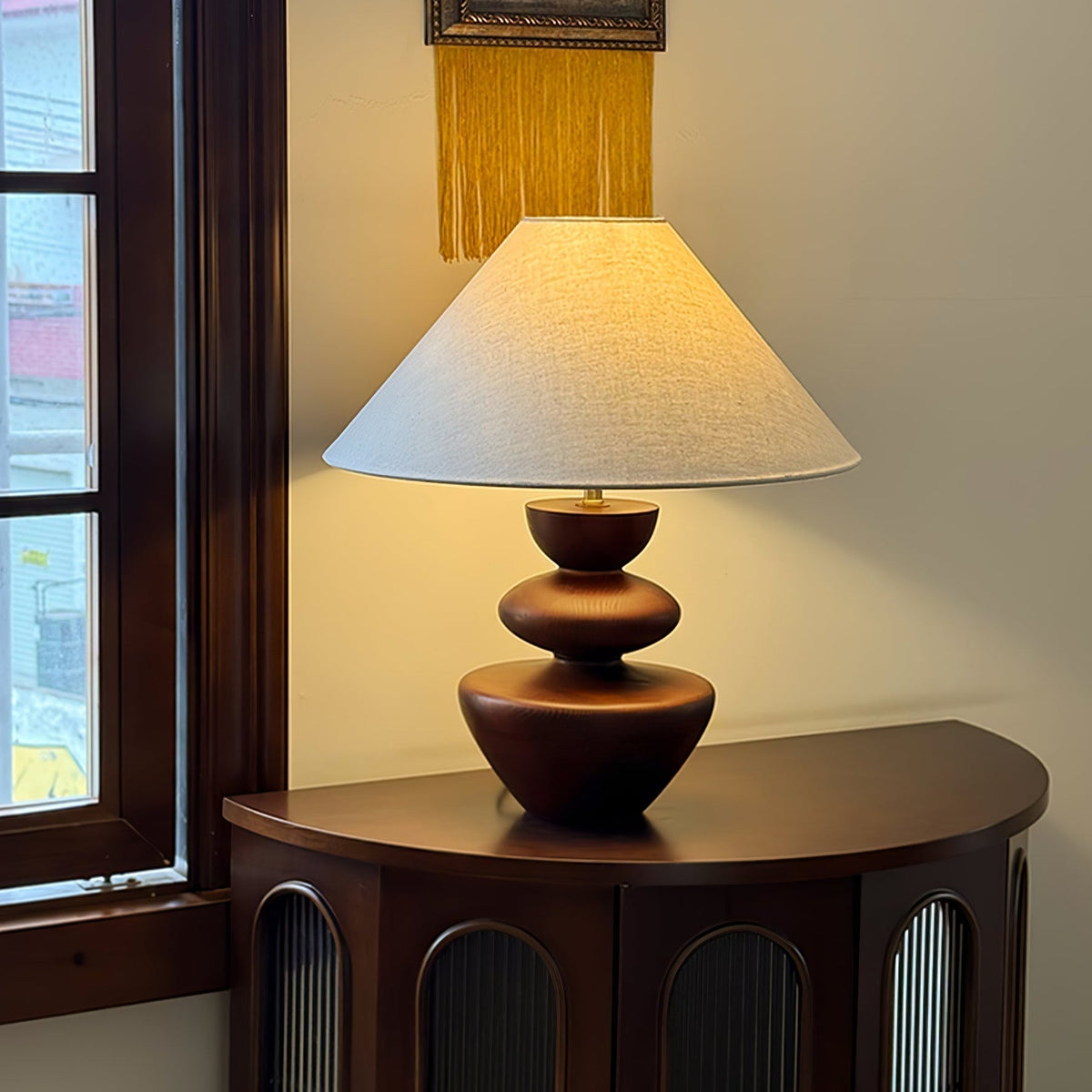 Joanne Vintage tafellamp van donker walnoot hout