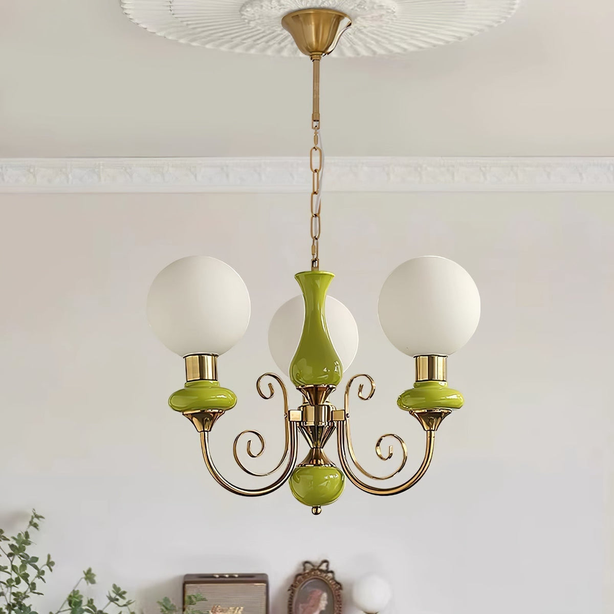 Evsolia kroonluchter van groen onyx glas