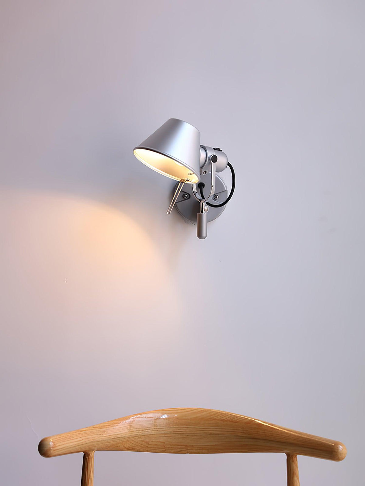 Nyliraris unieke vintage industriële wandlamp