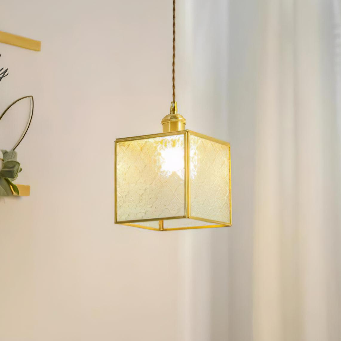 Arvane elegante hanglamp van messing en glas met gestructureerde kap