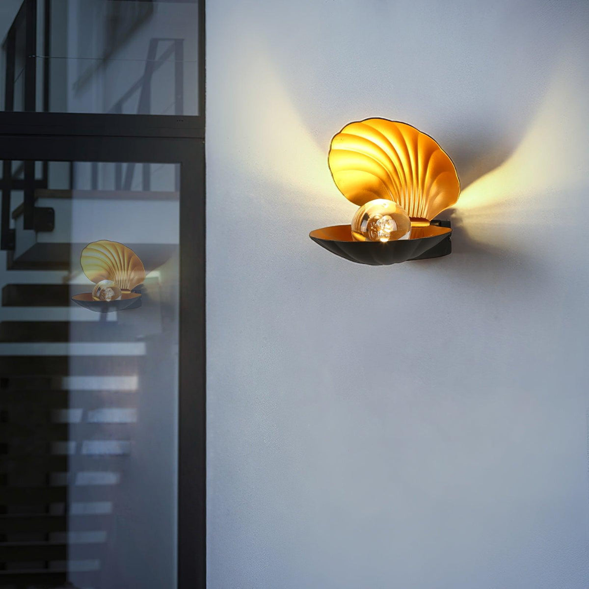Lumieria wandlamp Pearl Clam