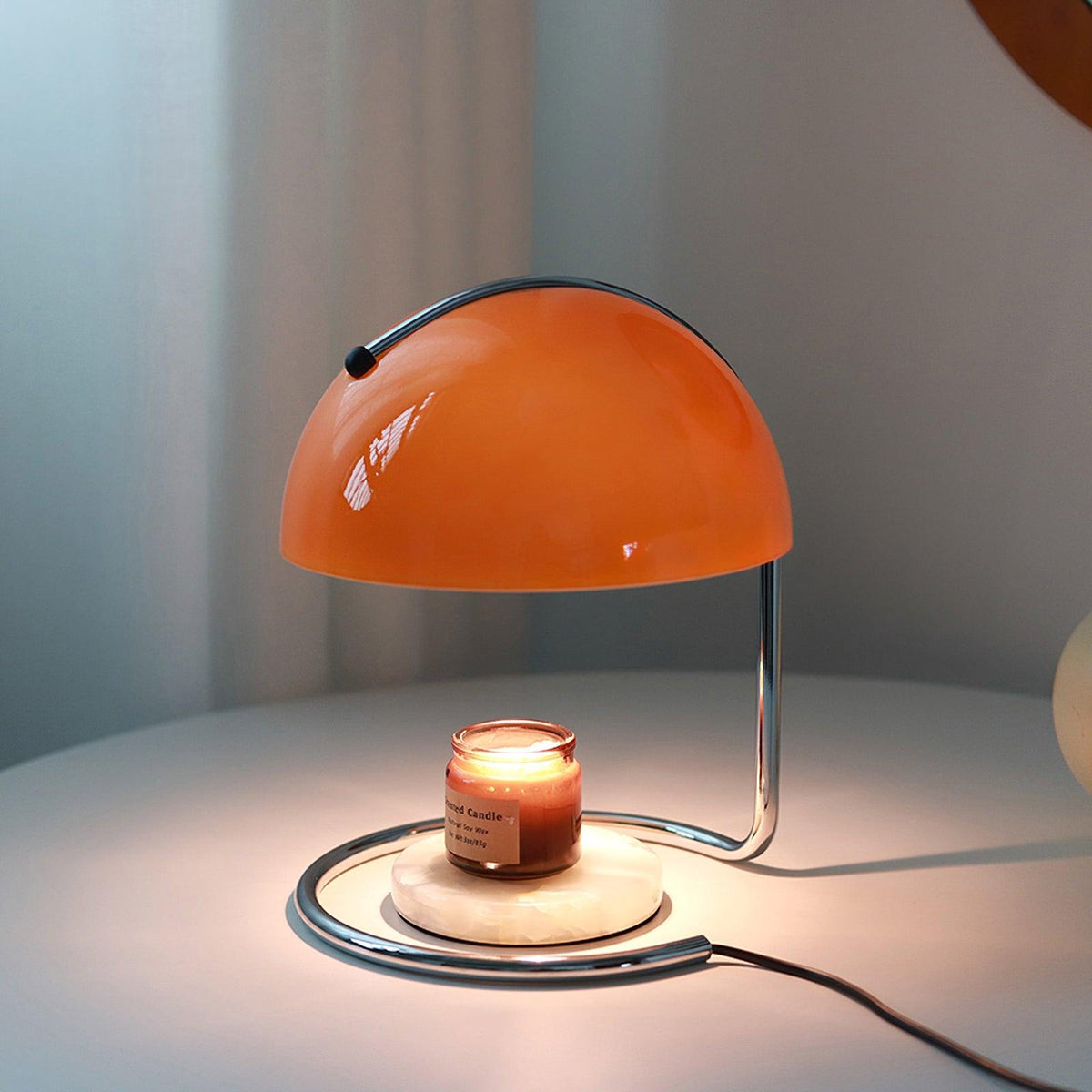 Caelis moderne tafellamp in oranje