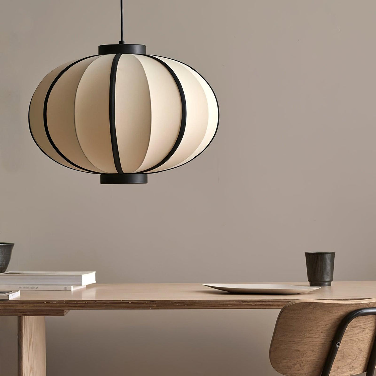 Lumara hanglamp met stoffen lantaarnkap in vintage stijl