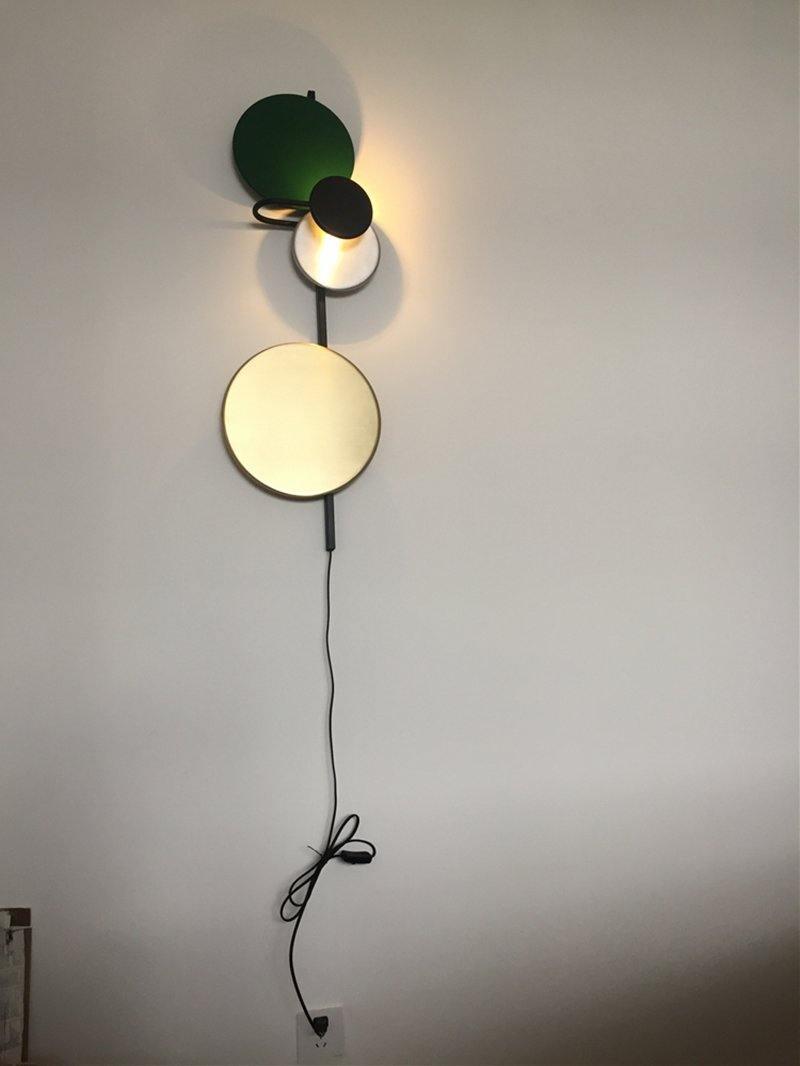 Mirq wandlamp met Magnetische Schijven Kunstzinnig