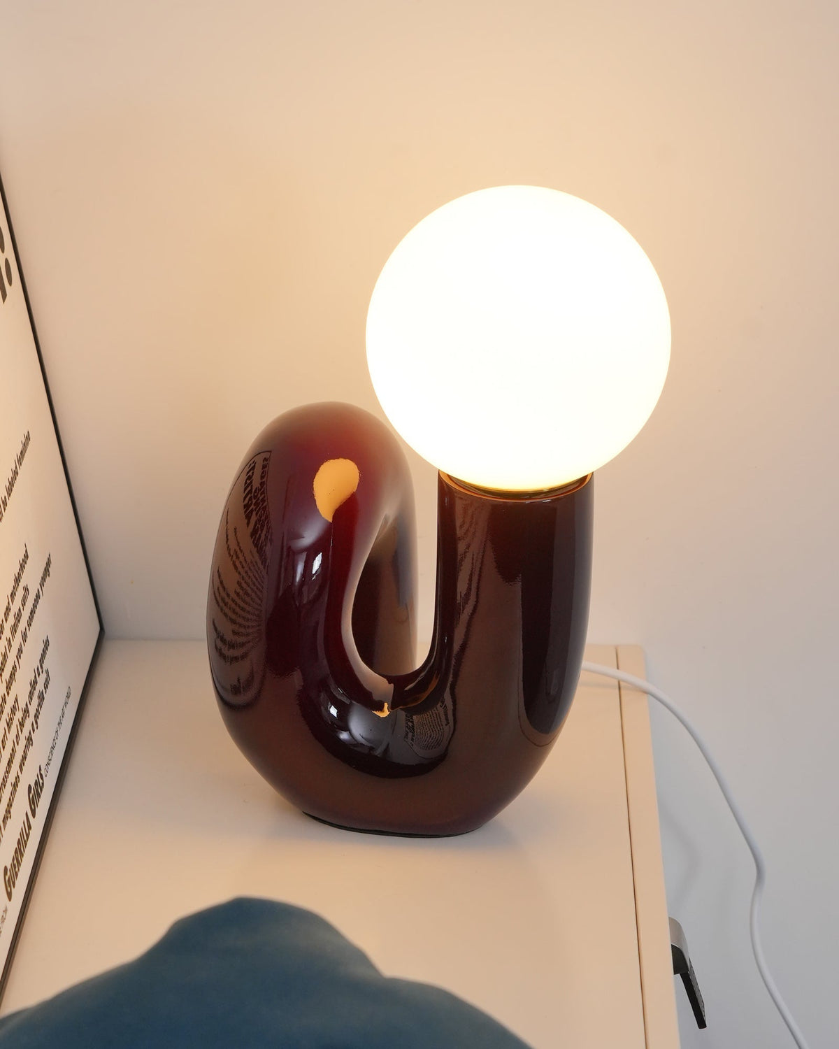 Soreeon tafellamp Playful N-vorm volledig wit