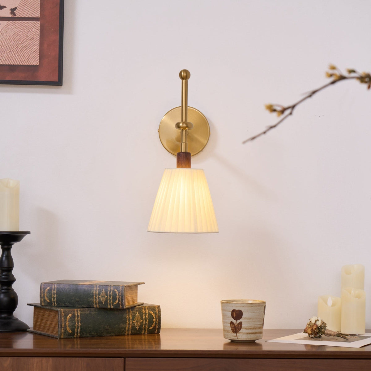 Gairm wandlamp met geplooide stofkap in messing