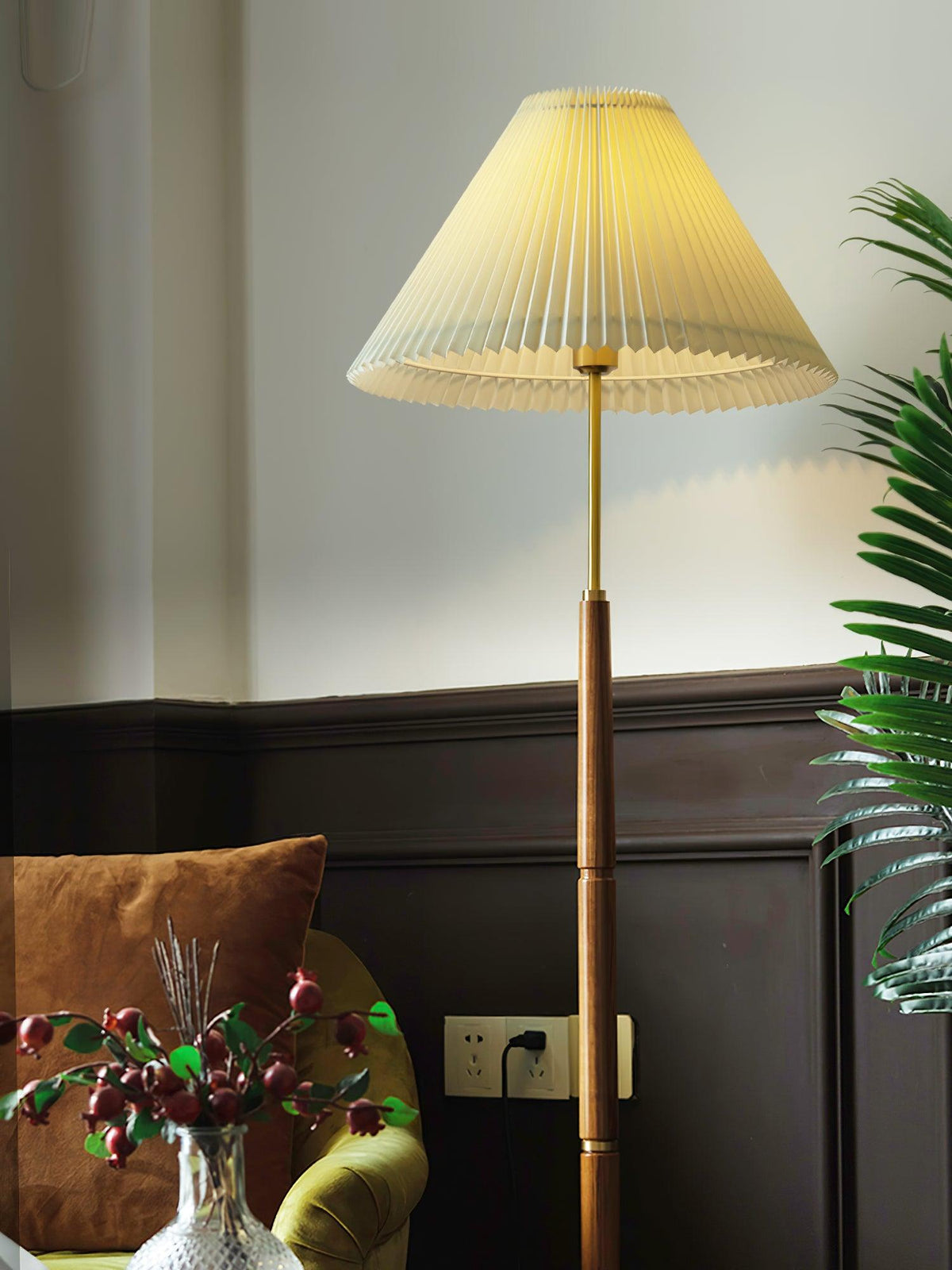 Syleina Minimalistische vloerlamp van massief hout