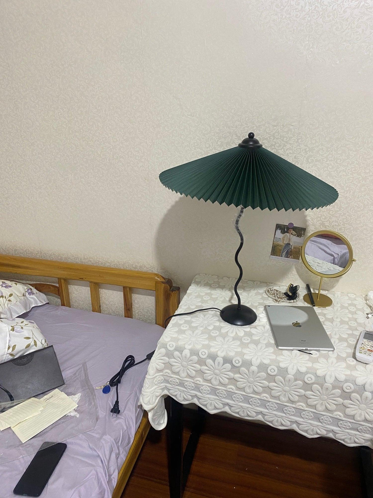 Krenis tafellamp van textiel