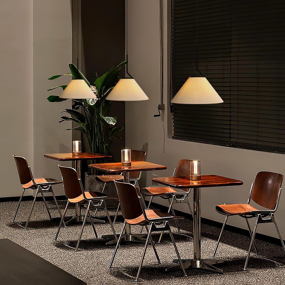 Tyrs geplooide stoffen hanglamp