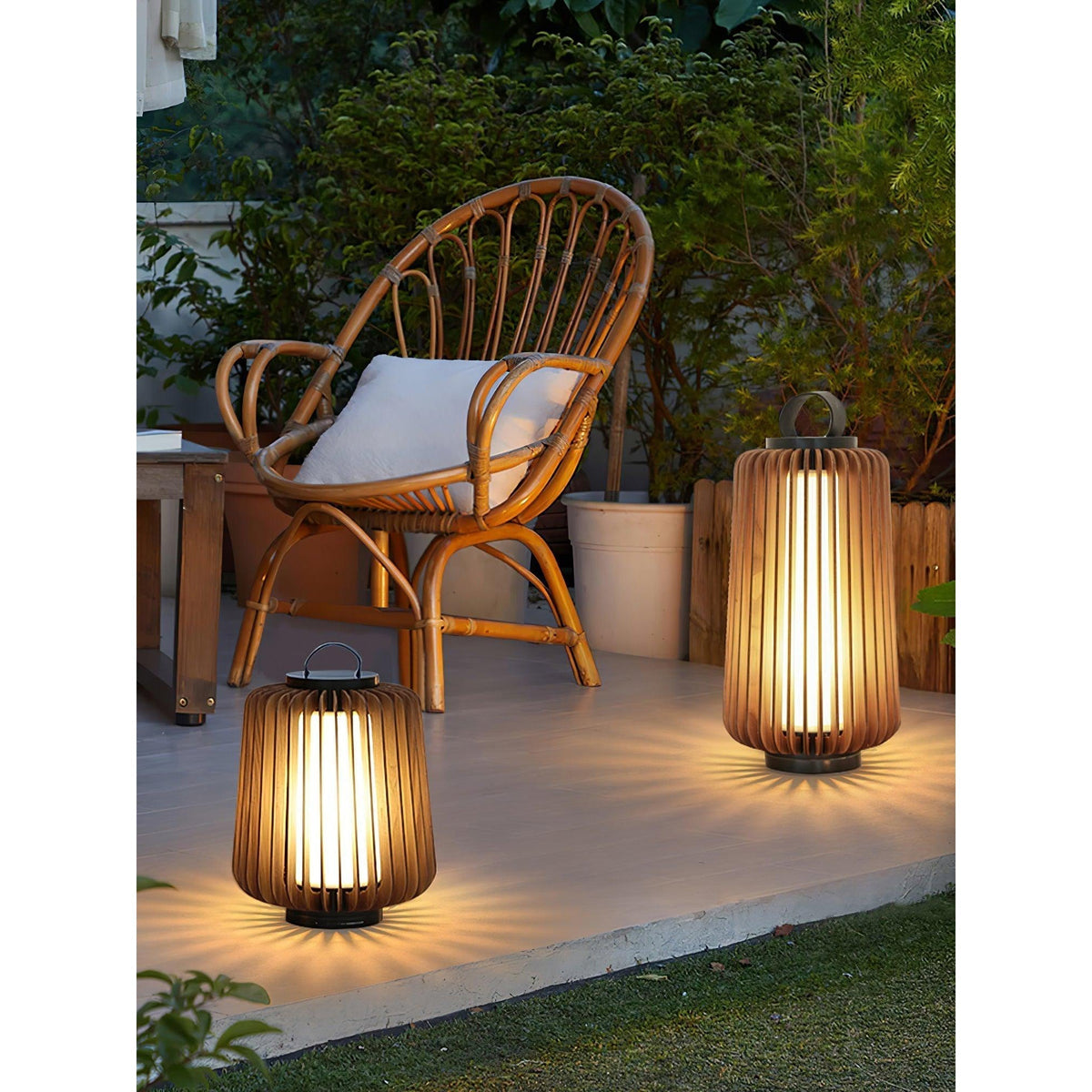 Slat buitenwandlamp