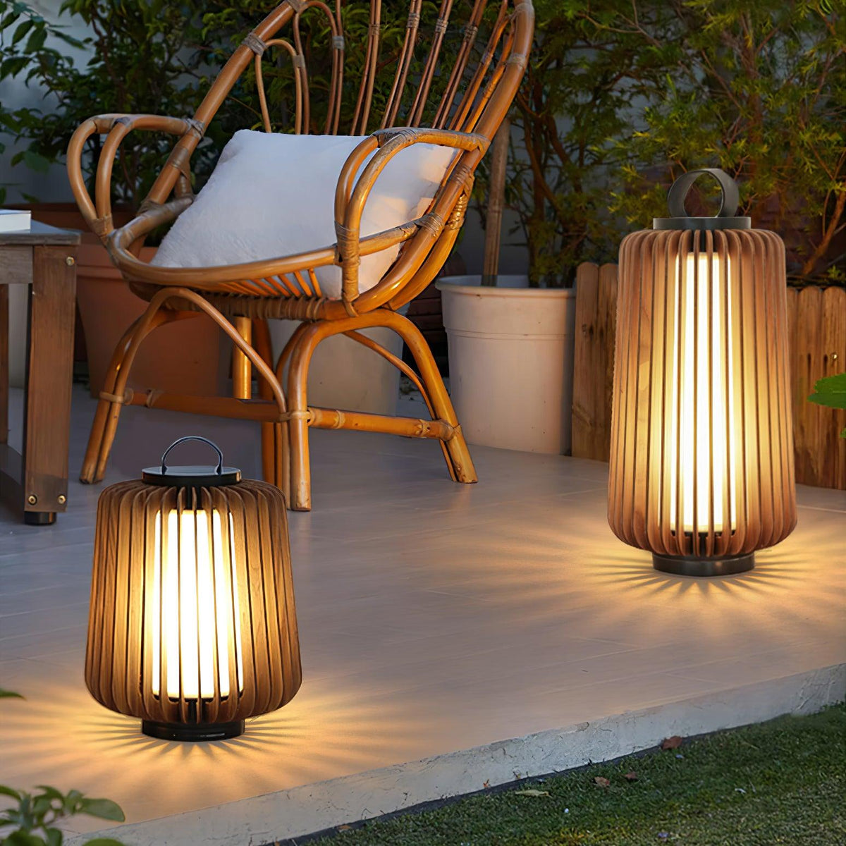 Slat buitenwandlamp