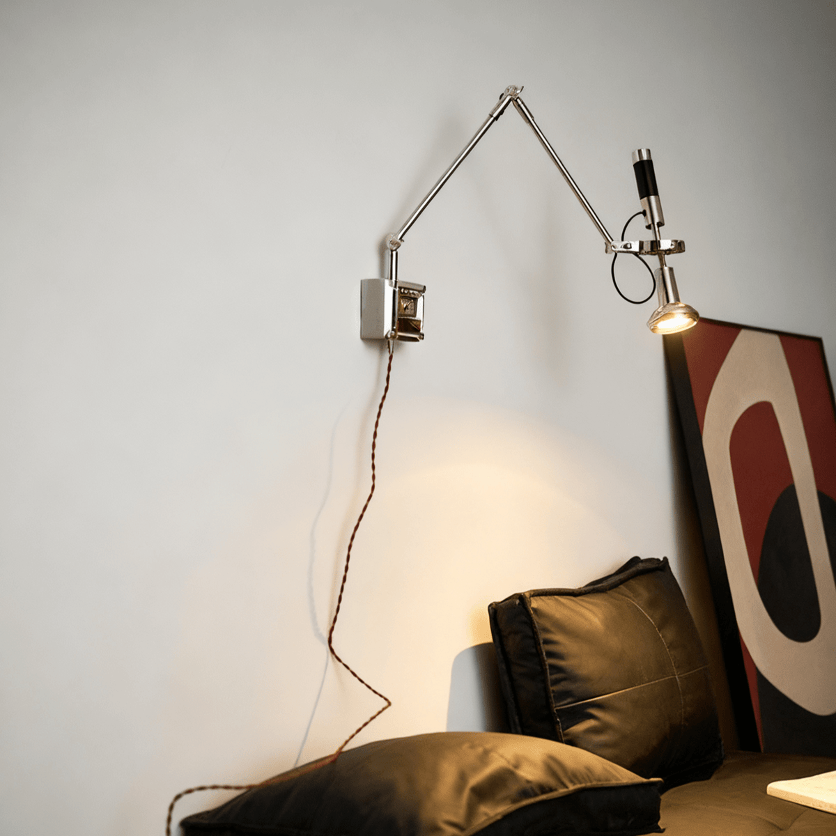 Perv wandlamp met lichtstraal