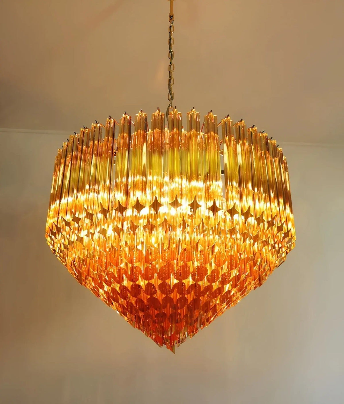 Celiselle kroonluchter met amberkleurige Murano-glasprismen Grand Art