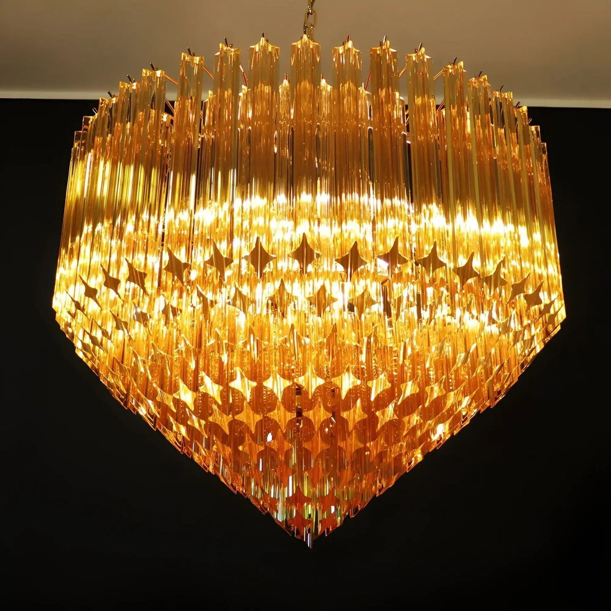 Celiselle kroonluchter met amberkleurige Murano-glasprismen Grand Art