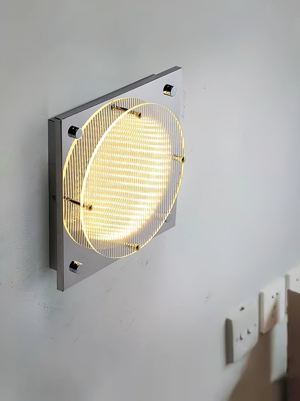 Isolora Noordse kunst Shield wandlamp