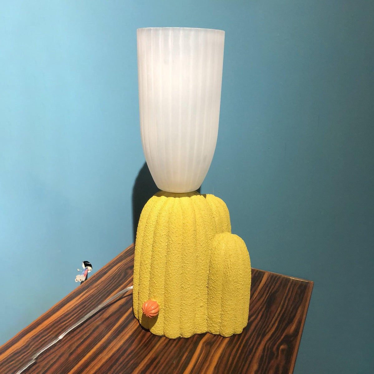 Soreny kunstmatige tafellamp van hars