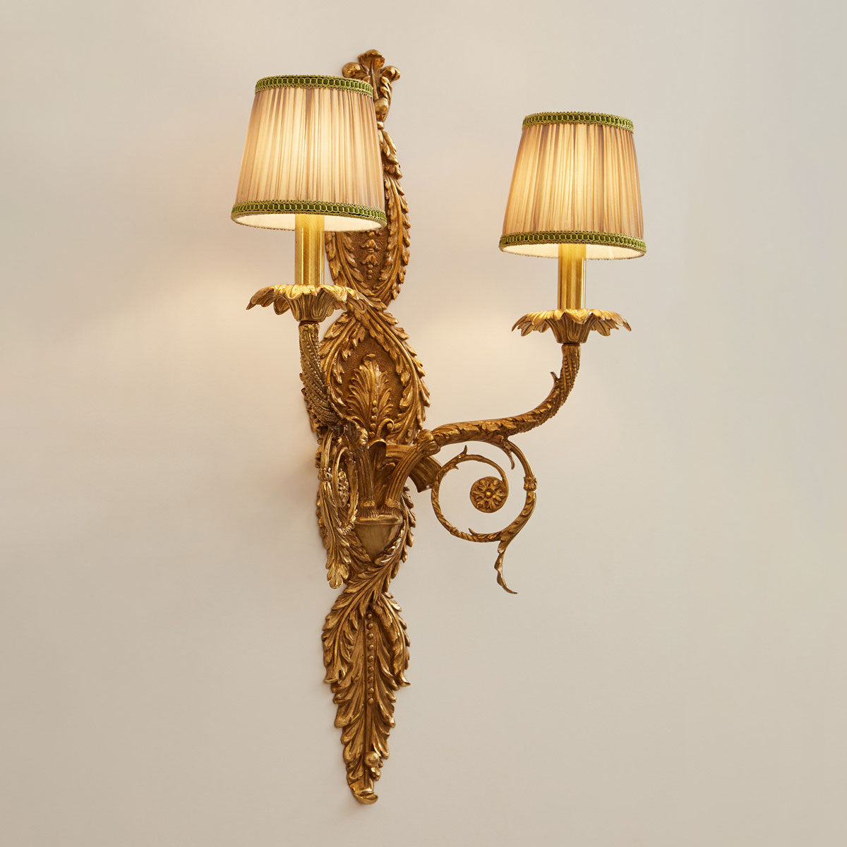 Regals wandlamp