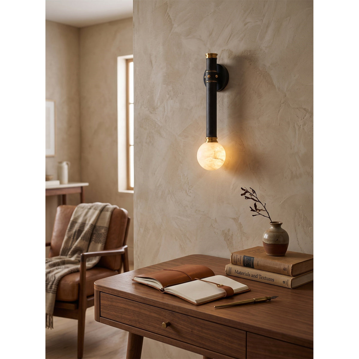 Liorarira wandlamp