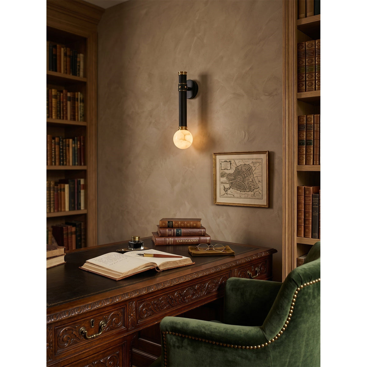 Liorarira wandlamp