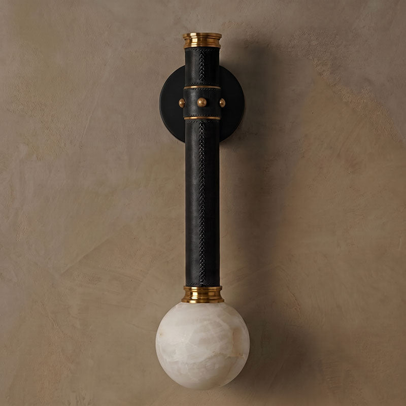 Liorarira wandlamp