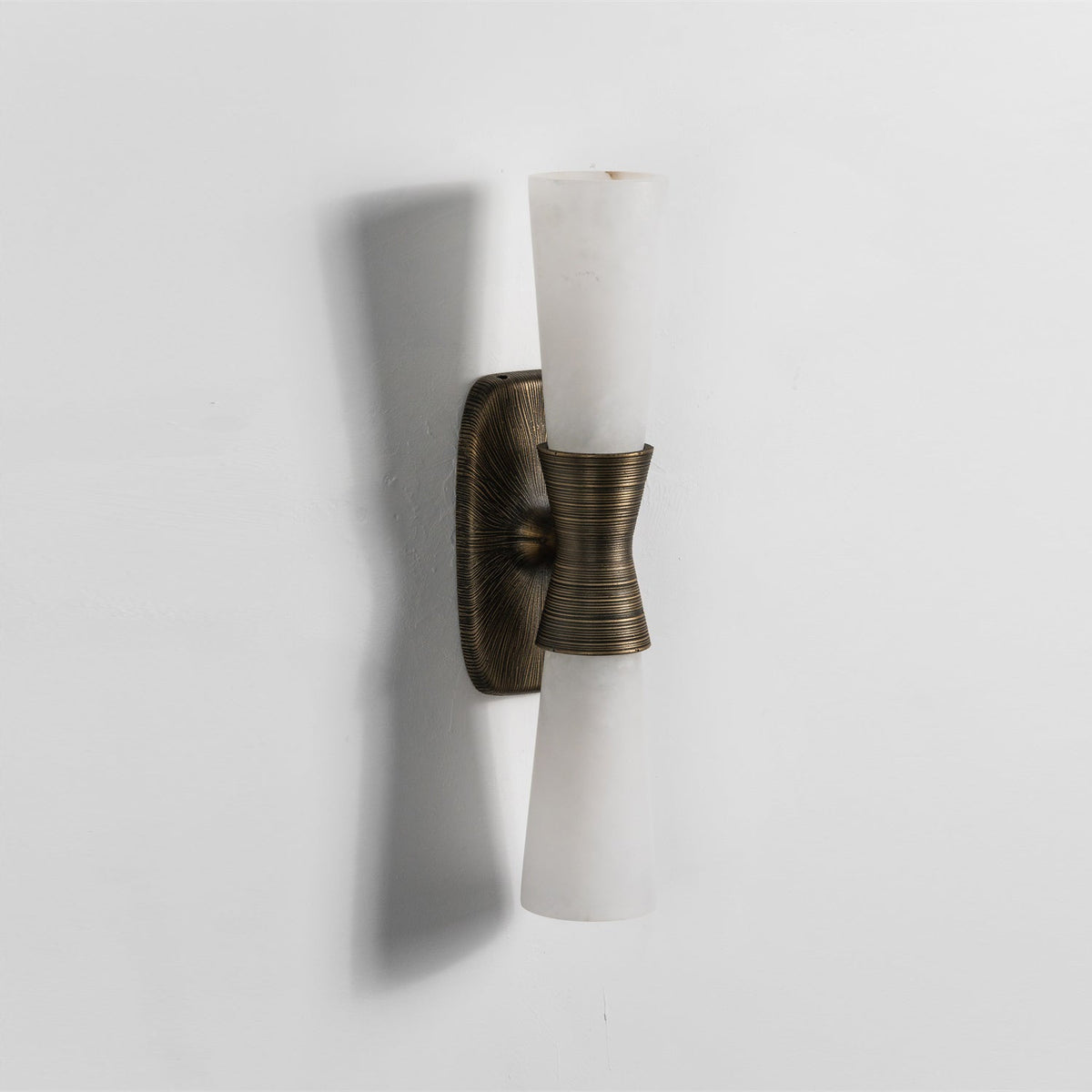 Sorenaine wandlamp