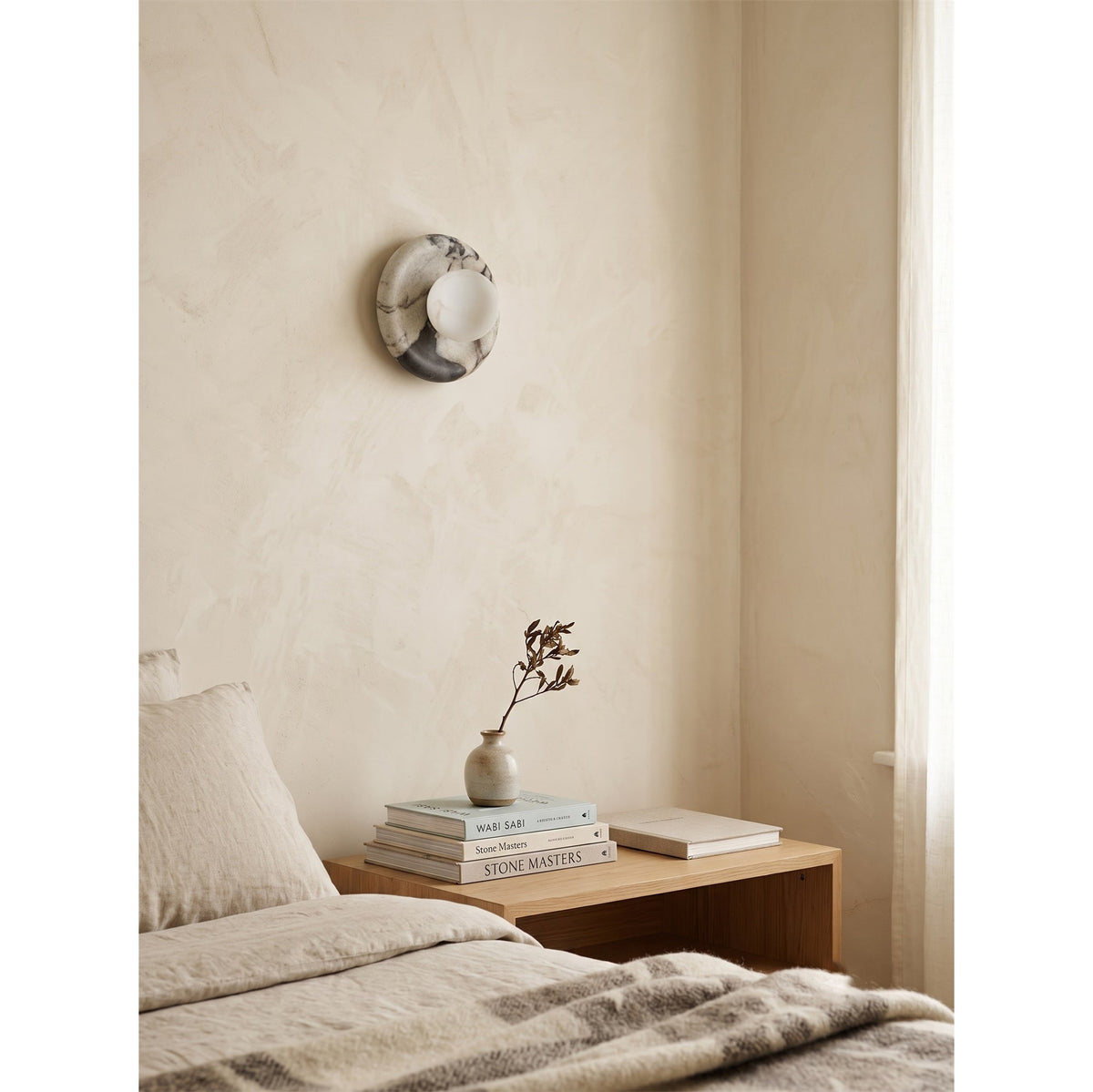 Avenoeria wandlamp