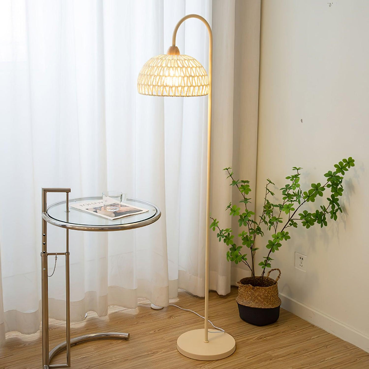Tor vloerlamp minimalistisch beige