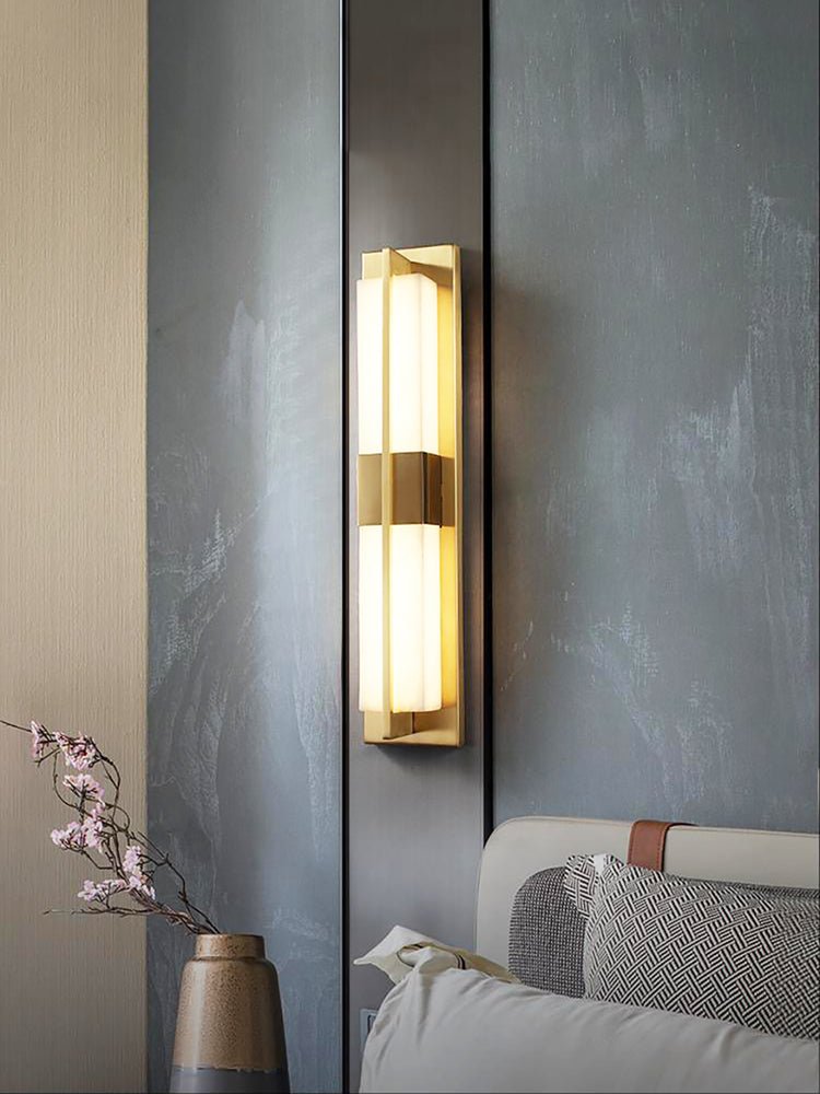 Laxor albast messing wandlamp