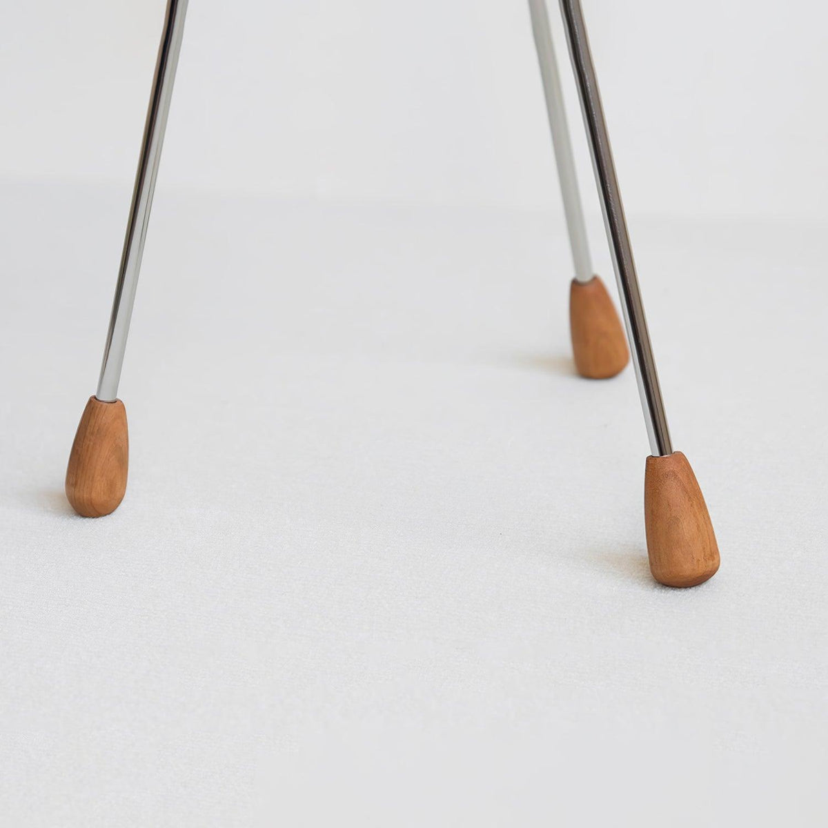 Vesoren houten vloerlamp met driepoot