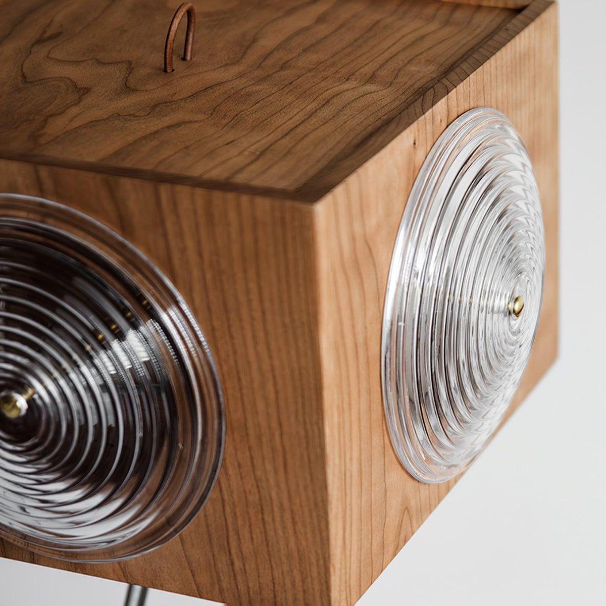 Vesoren houten vloerlamp met driepoot