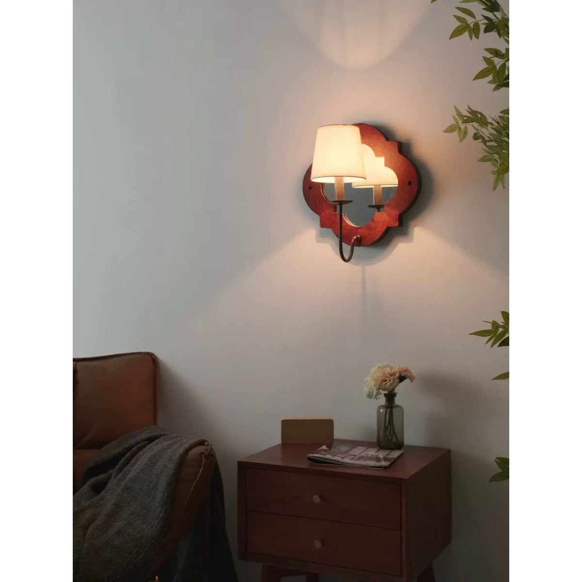 Velelelia wandlamp