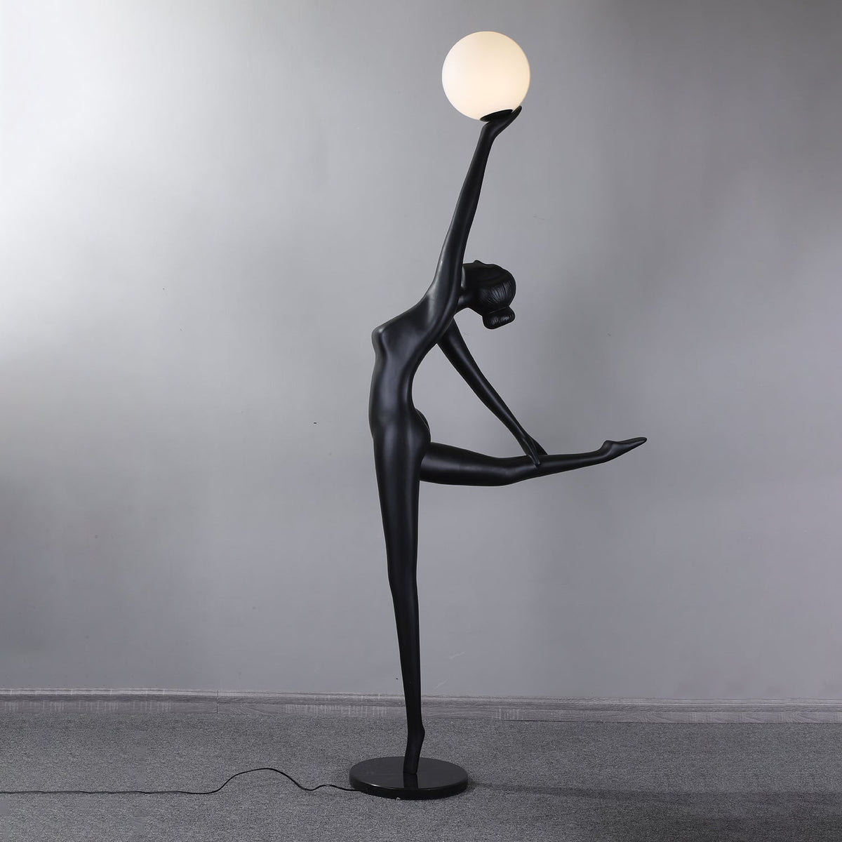 Lyrielle vloerlamp Ballerina in zwart