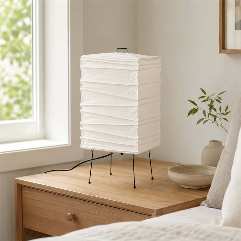 Gevlochten papieren tafellamp met ribbels