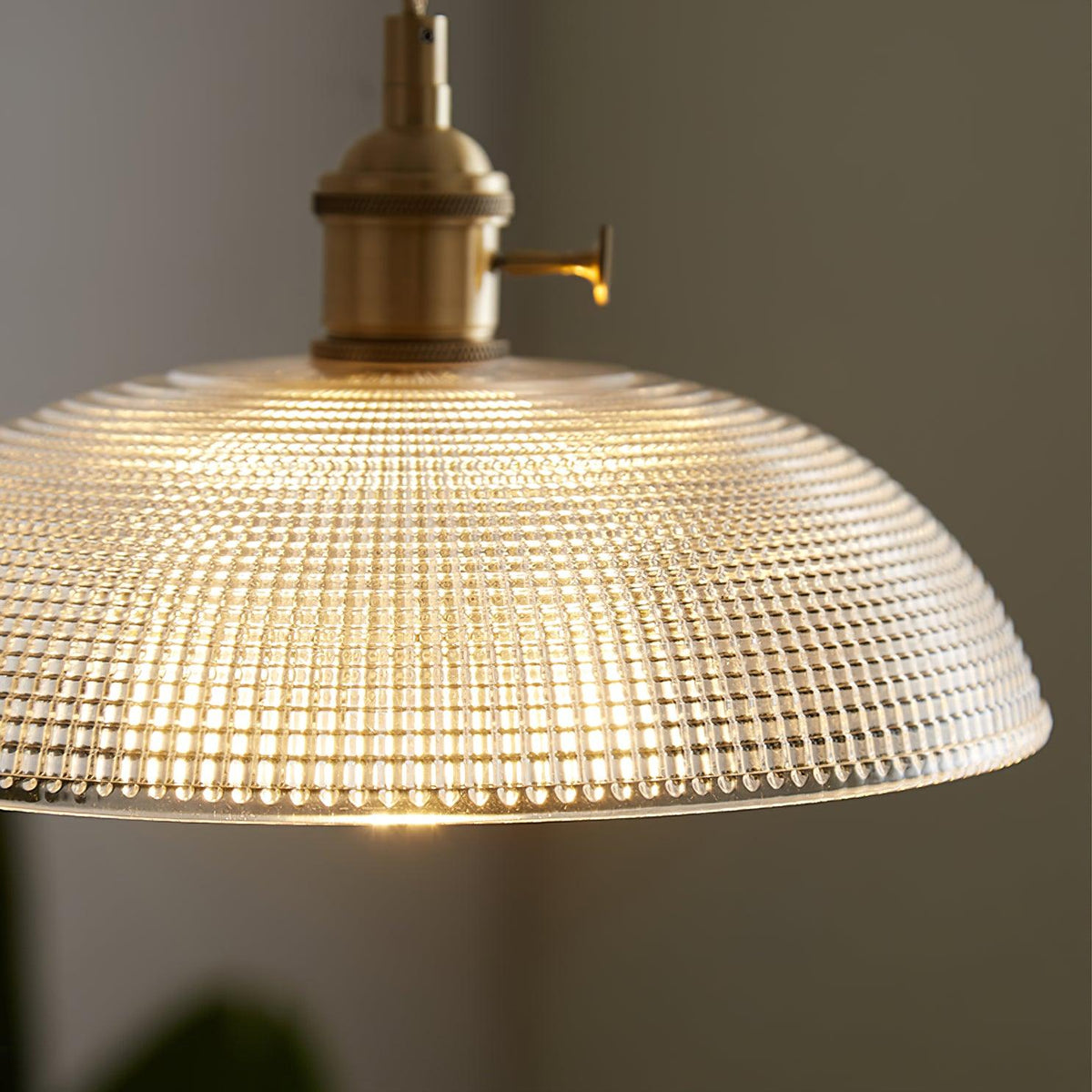 Crinel hanglamp van messing en glas