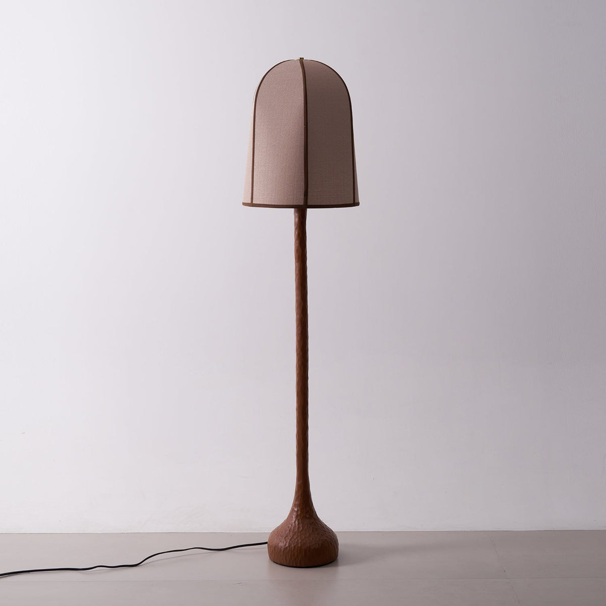Aveneria vloerlamp