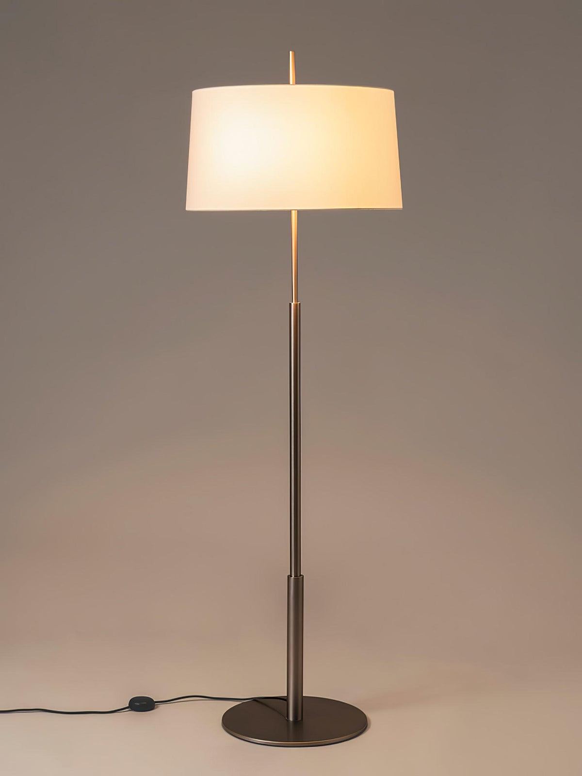 Brooks Minimalistische vloerlamp