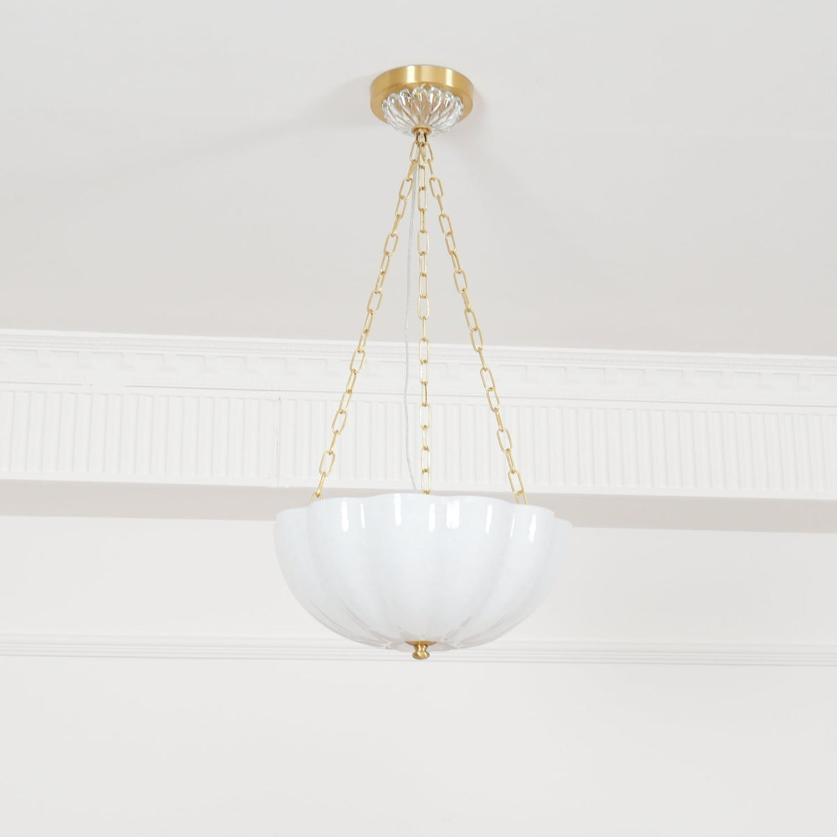 Voriq kroonluchter glazen kom messing ketting