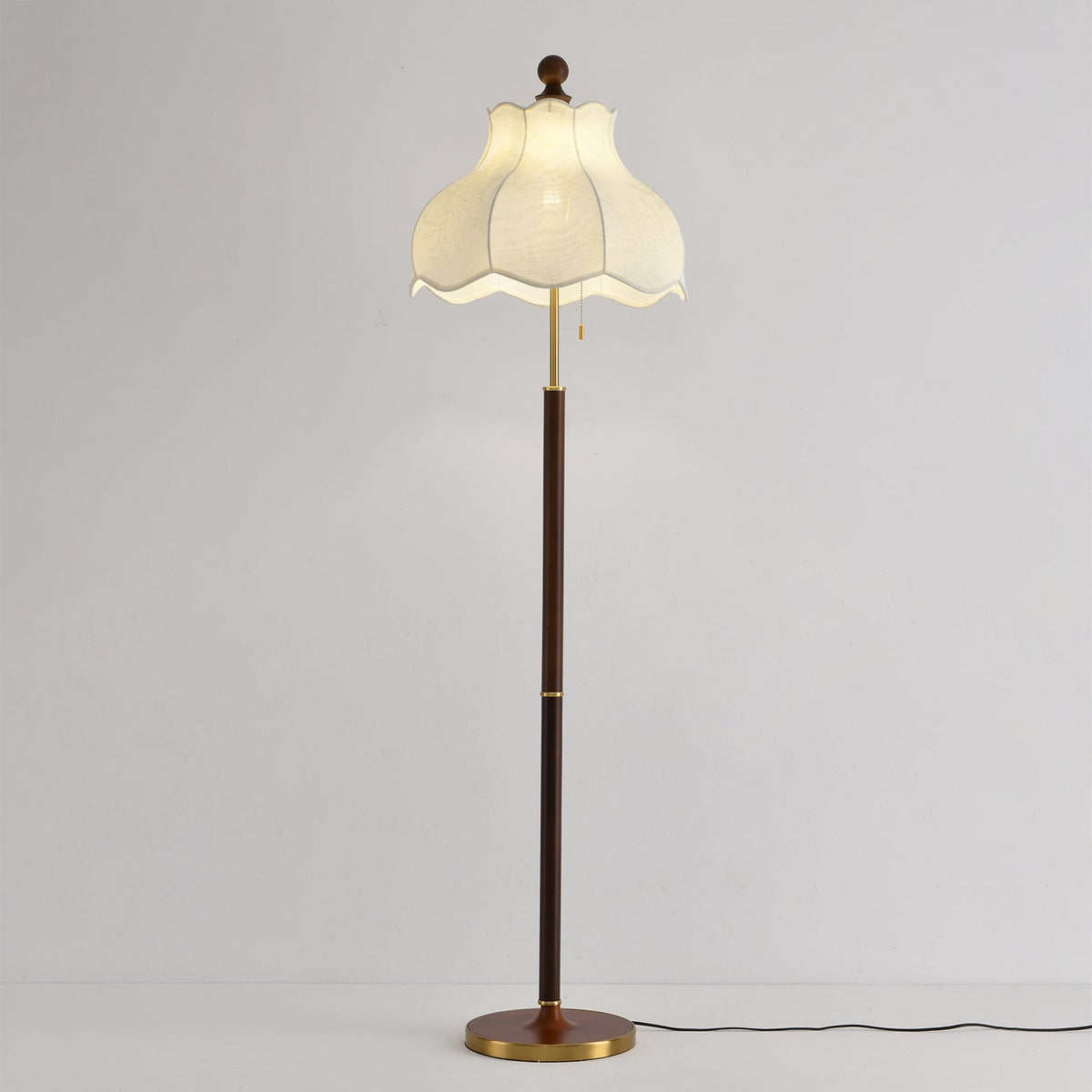Tulfa Vintage Houten vloerlamp