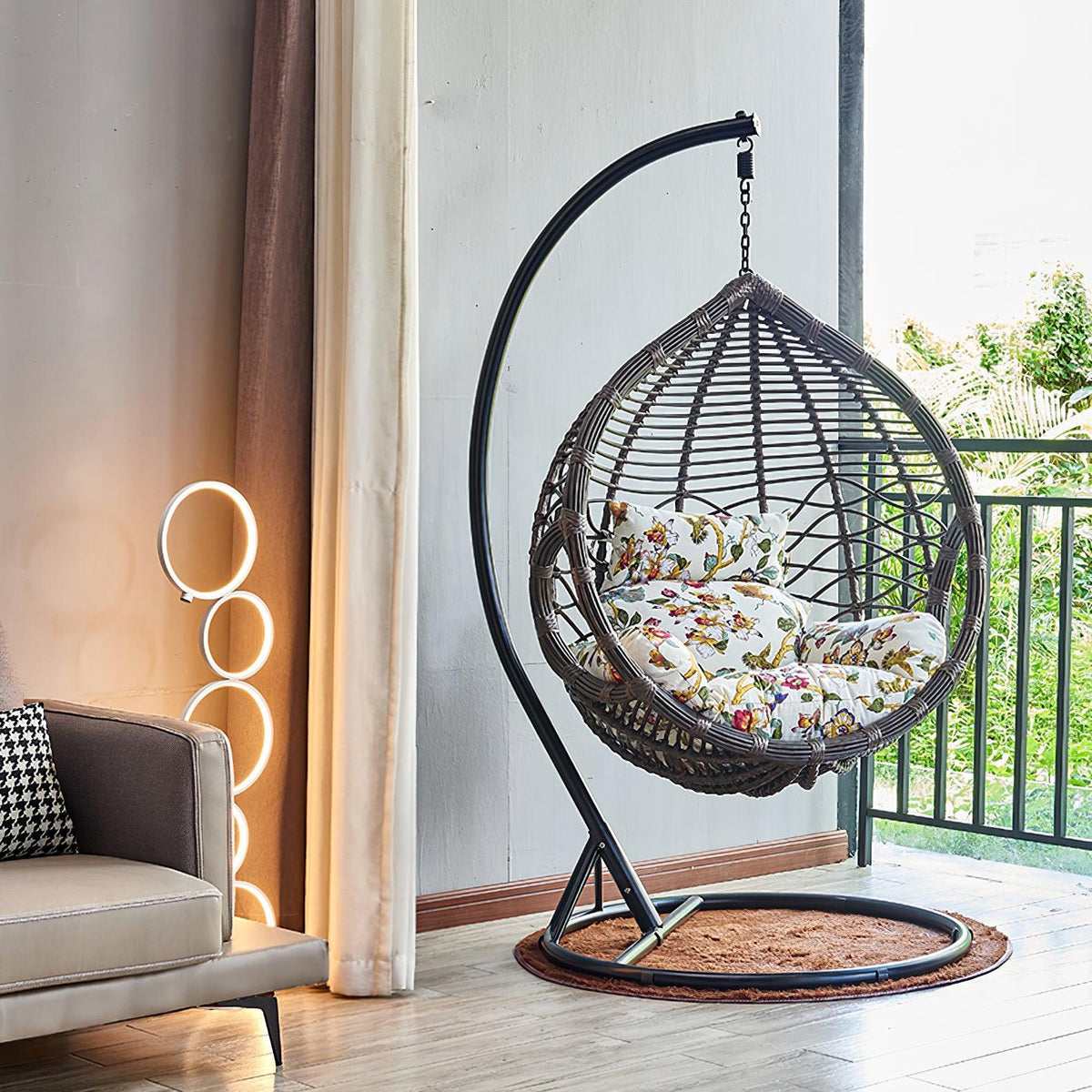 Noroaine vloerlamp